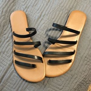 Strappy sandals, sz 9